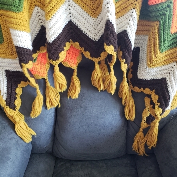 Vintage Afghan Handmade Blanket Retro Fall Zig Zag - Picture 3 of 6